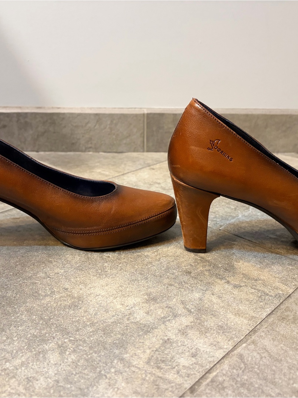🔥🔥Dorking Blesa Women's Leather Pump in Cognac Brown Size 10 🔥🔥